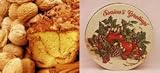 Original Cinnamon Walnut 8 Coffee Cake (Season's Greetings Gift Tin)