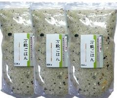 【化粧箱入り のし対応可】万穀ごはん(27種の雑穀をおいしくブレンド)１．４ｋｇX３袋