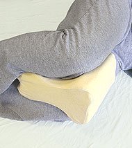 Contour Cloud Knee Pillow