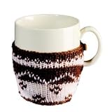 Eigenschaften Weihnachten  / Henkelbecher mit Strickwärmer, braun