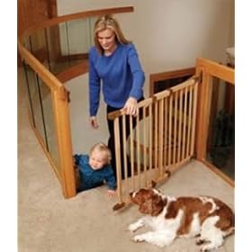 KidCo Angle Mount Wood Safeway Gate