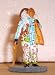Handgefertigte Villinger Zinnfigur " Narro mit S�bel". 54 mm Figur Masstab ca 1:32. Die Figur 
besteht aus ca 60 %igem Zinn und ist nicht f�r Kinder unter 14 Jahren geeignet. Da die Figuren von 
Hand bemalt werden, ist jede Figur ein Unikat. Die Bemalung kann auch, bedingt durch verschiedene 
T�cher im Orginal, total vom Foto abweichen.