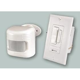 Heath Zenith SL-6051-WH Wireless Command, Motion Light Set