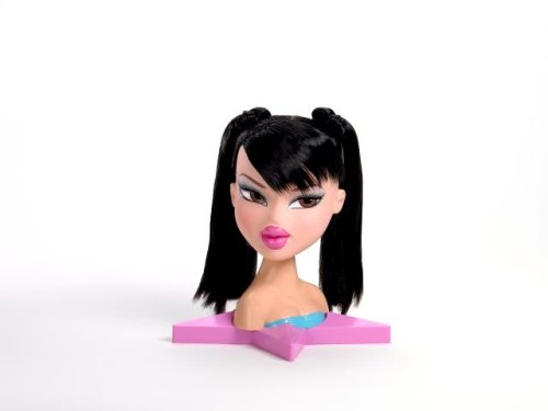 Bratz Sweet Dreamz Funky Fashion Makeover - Kumi (313540)