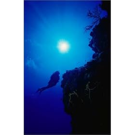photographie Deep diving (below the accepted sport-diving limit of 130 feet) has become a reality...