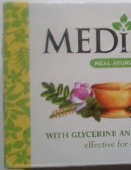 Medimix Moisturising Glycerine & lakshadi Oil 125 GM X 2 Pcs by Cholayil