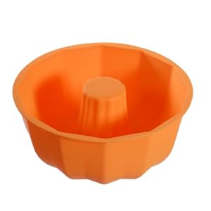 Casabella Silicone Bundt Form Pan by Casabella