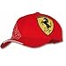 Diese neue supercoole Cap von FERRARI ist aus der aktuellen Merchandising Kollektion. Links auf der 
Seite befindet sich ein gro�es Ferrari Logo. Auf der anderen Seite ist der Scuderia Ferrari 
Schriftzug eingestickt, der sich bis auf das Schild hervorzieht. Auf der Kante des Schilds ist die 
italienische Flagge eingestickt. Hinten ist die die Italien Flagge in 3D aufgedruckt. Die Cap hat 
eine Einheitsgr��e und l�sst sich mittels Klettverschluss individuell auf jede Kopfgr��e einstellen. 
Mit dieser Cap stehen Sie in der ersten Reihe. Es handelt sich um einen original lizenzierten 
Merchandising Artikel von Ferrari.