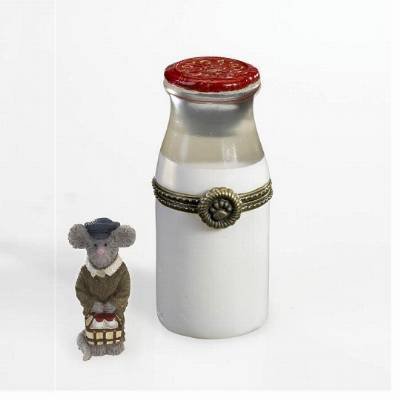 Boyds Bears Boyds Dairy Farm Milk Bottle with Pint McNibble Hinged Box 4022175 - NEW!