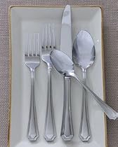 Wallce 92 pc Arlington Flatware Set