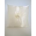 edles Ringkissen in creme