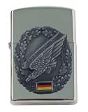  : Sturmfeuerzeug, "Fallschirmj&auml;ger", silber, aufges. Barettabzeich.