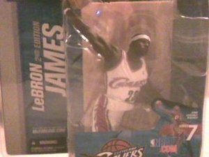 McFarlane Toys NBA Sports Picks Series 7 Action Figure LeBron James (Cleveland Cavaliers) White Jersey Variant