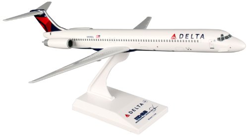 Daron skymarks delta md-88 model kit (1/150 scale)