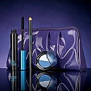 NEW Color Trend Make Up Gift Set from Avon - Hot Purple Bag, Black plump Out The Volume Mascara, Black Eyeliner, Blue Eyeshadow Duo