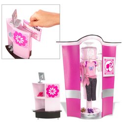 Click here to buy Barbie Fashion Fever Shopping Boutique Playset by Mattel.