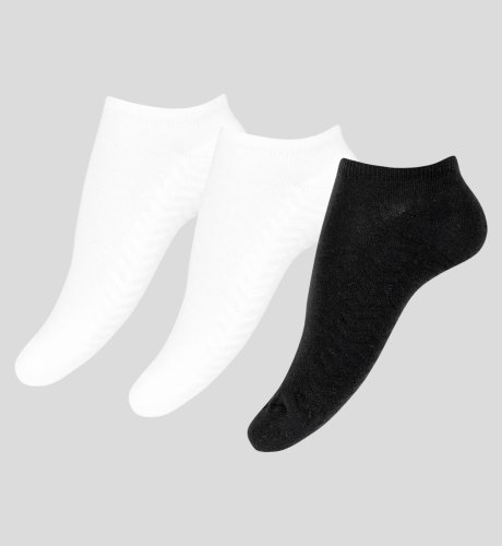 3 Pairs of Textured Chevron Trainer Liner Socks