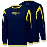 Michigan Wolverines Nike Therma-Fit Fleece Tops - Crewneck