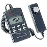 Gossen Mavolux 5032C Digital Footcandle and Lux Meter