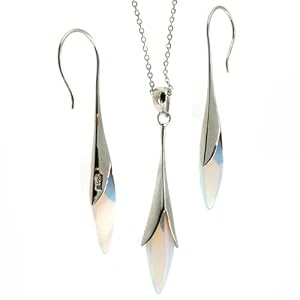 Silver Opal Crystal Design Necklace Earrings Jewelry Set in Gift Box Bucasi 31O4HlsPa8L. SL500 AA300 Silver Opal Crystal Design Necklace Earrings Jewelry Set in Gift Box Bucasi