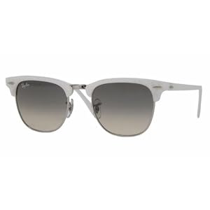 Ray-Ban RB3016 Classic Clubmaster Sunglasses