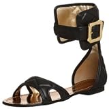 POUR LA VICTOIRE Noelle Quilt Sandal in Black
