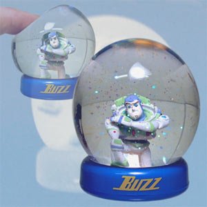 Figurine Walt Disney / Pixar boule à neige Toy Story Buzz l'éclair