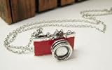 Vintage Camera Necklace (Red)