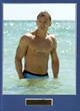 Review MYSTERIOUS WORLD MOUNT DANIEL CRAIG / Daniel Craig High Quality Movie Mounted Photo Print