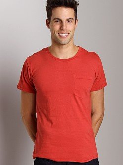 Nudie Jeans Roundneck Pocket Tee Red