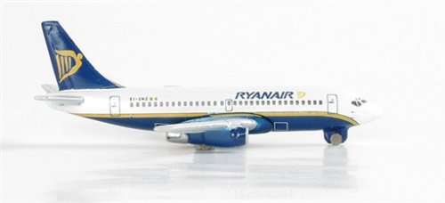 Cover image : Magic Ryanair B737-200 1/600