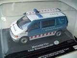 Review Universal Hobbies  / 1:43rd SCALE MERCEDES VITO POLICE SPAIN 2004