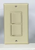 DECORA TWO GROUNDING SWITCHES W/WALLPLATE