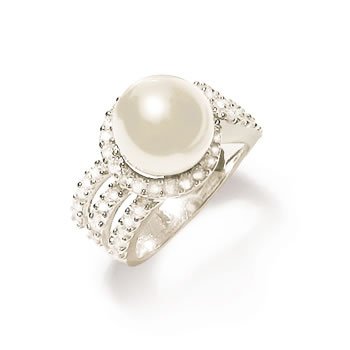 1.0 Carat Diamond And Cultured Pearl Ring. Size 8