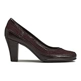 Women's Social Role Pump