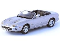 Die-cast Model Jaguar XKR Convertible (1:43 scale in Silver)