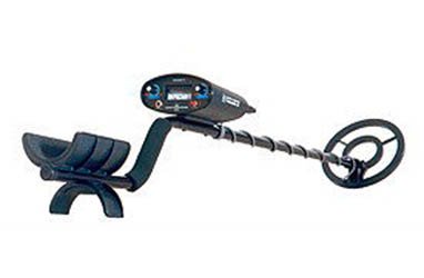 Childrens Toyshop  Outdoor Living : Metal Detector - Tracker IV - (Black)