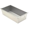 Chicago Metallic Commercial 1-1/2-Pound Loaf Pan