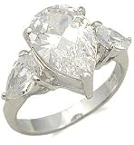  : Jessica Simpsons Replica CZ Ring