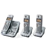 Panasonic KX-TG3033S 2.4 GHz Expandable Digital 3-Handset Cordless Phone with Caller ID & Answering System