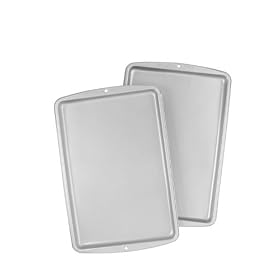 Wilton Recipe Right� 2 Piece Medium and Large Cookie Set by Wilton