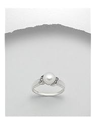 Fresh Water Pearls Ring In 92.5 Sterling Silver