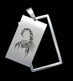 STAINLESS STEEL PENDANT WITH SCORPION DESIGN
