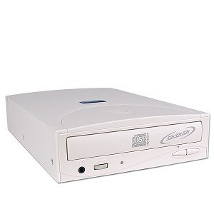 BTC 52x32x52 USB 2.0 External CD-RW Drive (Pearl White)