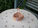 TRADITIONAL SMALL WICKER EGG BASKET & SWIVEL HANDLE
