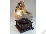 GRAMOPHONE WITH HORN/ SQUARE/ REPRODUCTION PHONOGRAPH