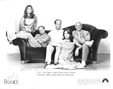 KELSEY GRAMMER, PERI GILPIN, DAVID HYDE PIERCE, JANE LEEVES AND JOHN MAHONEY IN FRASIER ORIGINAL 8X10 PHOTO