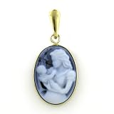 14K Yellow Gold Mother Holding Her Child Oval Pendant - 1 X 3/4