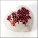Badepraline Rosenherz Badetr�ffel mit echten Rosenbl�ten