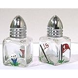 Hand Painted Mini Golf Salt & Pepper Shakers Hand Painted Mini Golf Salt & Pepper Shakers